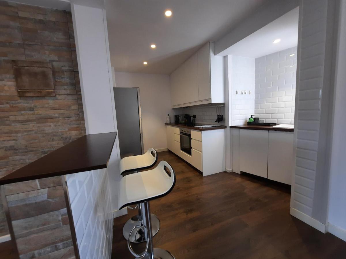 Apartamento Centro Gijon Con Wifi Gratis Y Parking Publico Proximo Incluido Exterior photo
